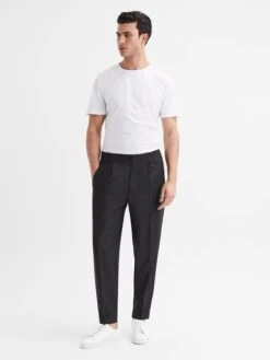 Reiss Black Brighton Pleat Front Trousers 9 Reiss Black Brighton Pleat Front Trousers -Reiss A11 962s3