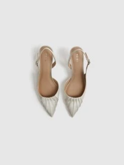Reiss Off White Cecily Pointed Court Shoes -Reiss D49 993s3