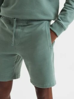 Reiss Fern Green Henry Garment Dye Jersey Shorts -Reiss D74 793s4