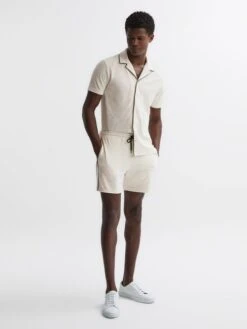 Reiss Ecru Fredericks Towelling Drawstring Shorts 7 Reiss Ecru Fredericks Towelling Drawstring Shorts -Reiss D97 849s3