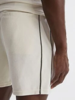 Reiss Ecru Fredericks Towelling Drawstring Shorts 8 Reiss Ecru Fredericks Towelling Drawstring Shorts -Reiss D97 849s4